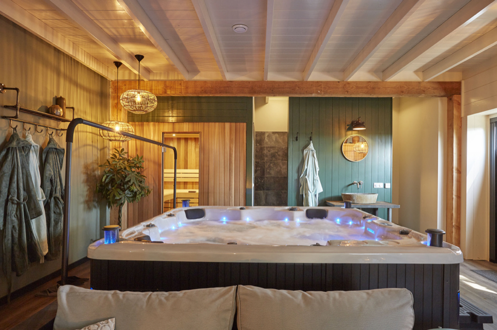 huisje huren met sauna en jacuzzi