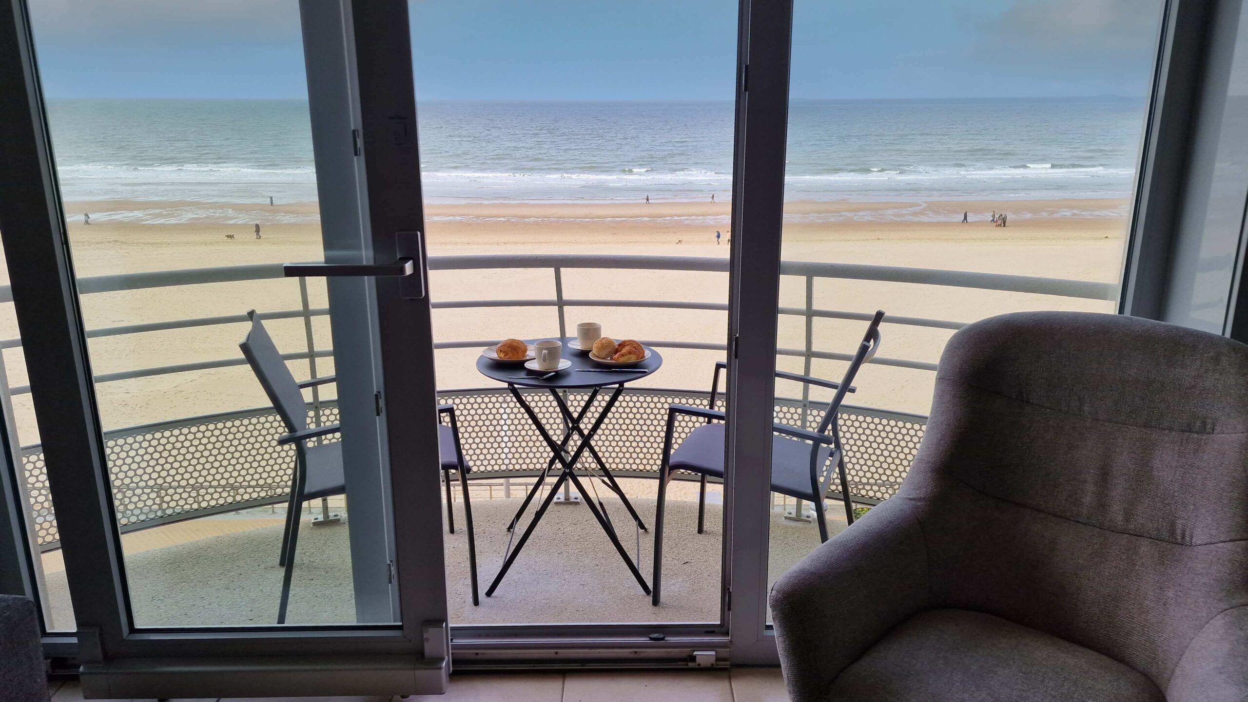 appartement zeezicht te huur