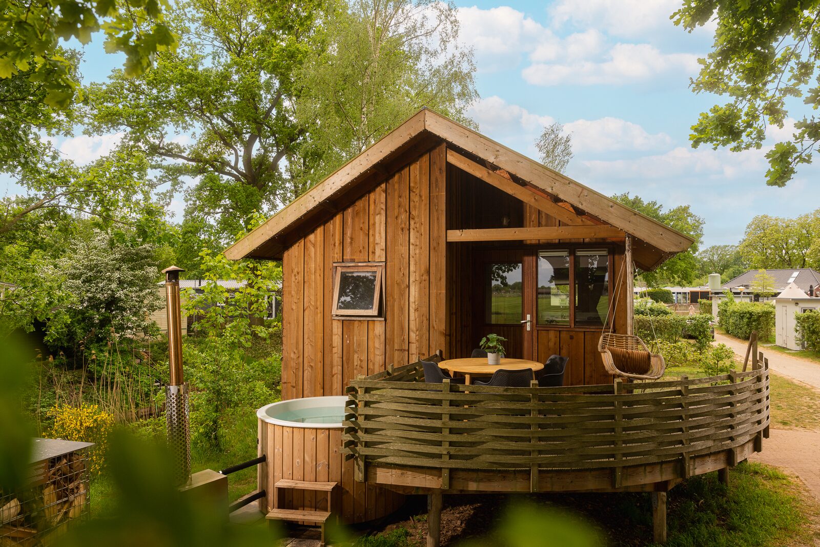 prive huisje met jacuzzi